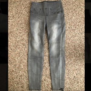Grey faded skinny jeggings